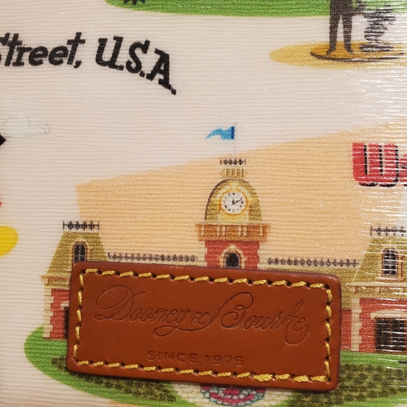 Dooney & Bourke Walt Disney World Retro IPad Case ~ WDW - Picture 3 of 4